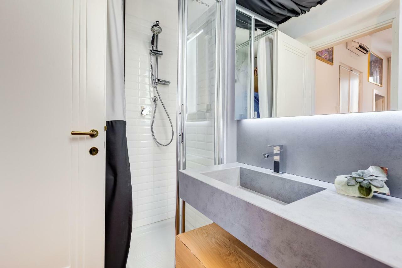 Colosseum Terrace Apartment Рим Экстерьер фото