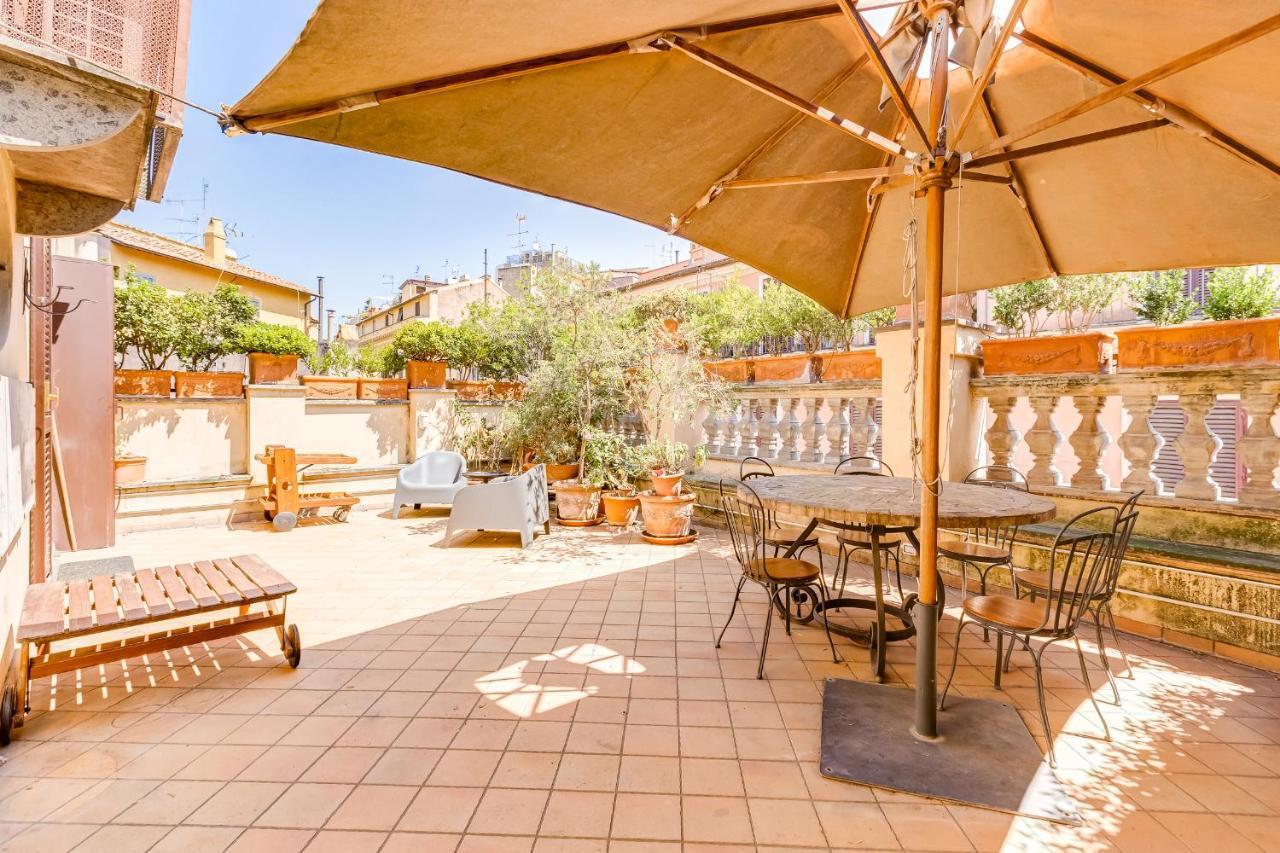 Colosseum Terrace Apartment Рим Экстерьер фото